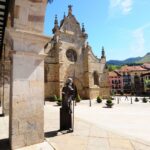 Afueras de la iglesia dentro del pueblos