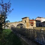 Imagen del rio y el puente de Balmaseda